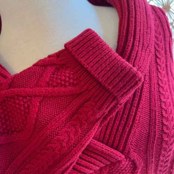 Vintage Eddie Bauer Red Chunky Knit Women's Sweater - Picture 6 of 13